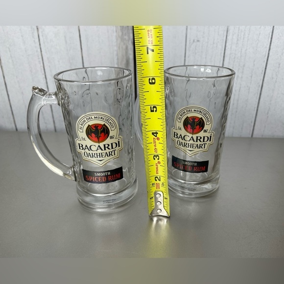 2 Bacardi Oakheart Spiced Rum Beer Mug Drinking Stein 12 oz Rippled Glasses - Picture 5 of 6